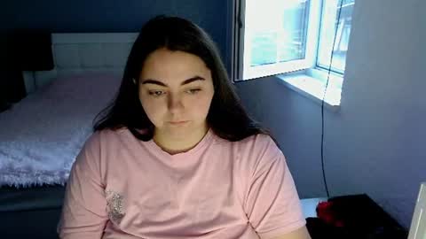 Ellie online show from July 16, 3:33 am