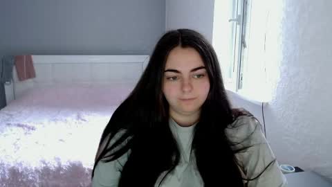 Ellie online show from June 7, 8:32 am
