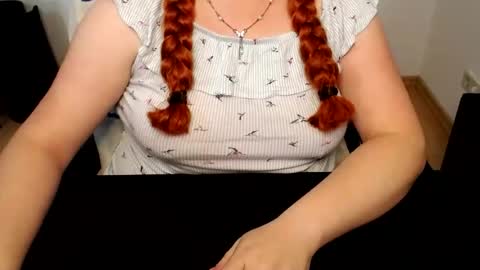 Elly online show from July 14, 11:48 am