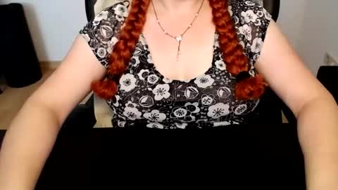 Elly online show from July 2, 6:19 am