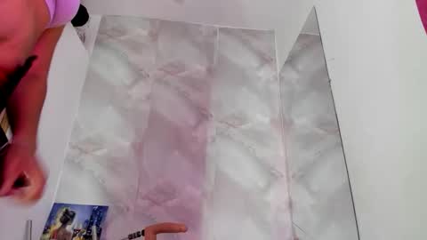 ellybloom online show from April 21, 1:40 pm