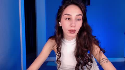 Im online Fri Sun Mon Tue Thu Fri Sat3 from 1000 online show from December 4, 9:29 am