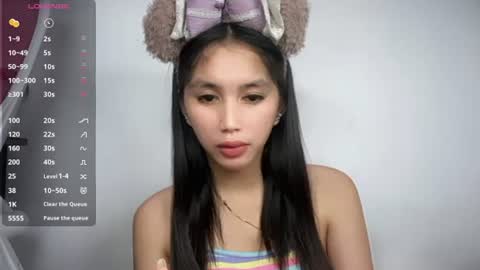 elora_charming online show from June 16, 4:02 am