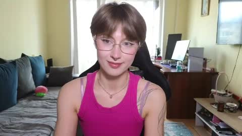 elsaangel online show from April 25, 8:50 am