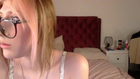 Essa online show from April 25, 3:42 am