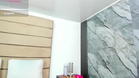 ely brown online show from March 2, 4:12 am