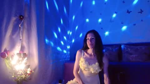 Elisa online show from July 31, 7:26 pm