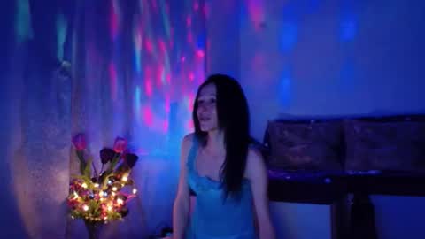 Elisa online show from February 25, 6:01 pm