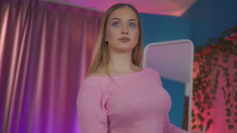 Elyssa online show from March 4, 7:53 pm