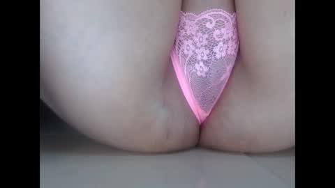 E L Z A  online show from September 8, 6:18 pm