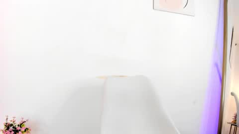 Snapshot of elza_fuentes01 chatting on September 10, 8:53 pm Michelle online show from September 10, 8:53 pm