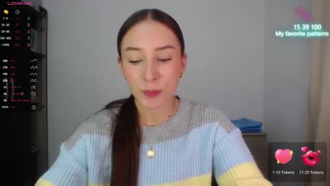 Snapshot of emaa_martins chatting on October 16, 10:23 pm Emaa online show from October 16, 10:23 pm