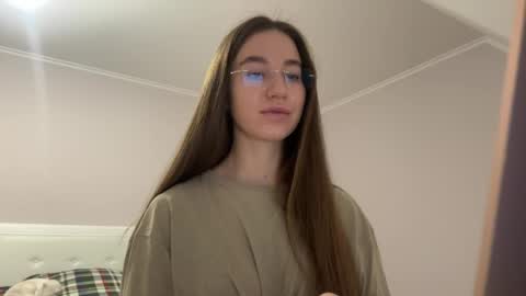 Alina online show from April 13, 5:25 pm