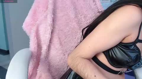 Danna online show from June 11, 2:11 am