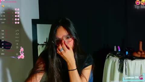 Emmily Roberts online show from October 22, 6:07 am