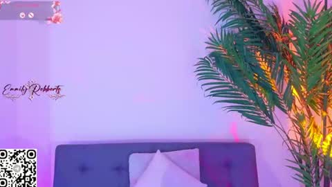 Emmily Roberts online show from July 30, 2:23 am