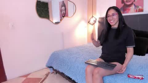 Emi online show from March 14, 3:40 am