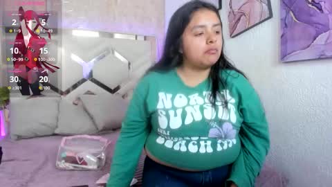 Snapshot of emiiily_brownn chatting on October 13, 6:54 pm Emily online show from October 13, 6:54 pm