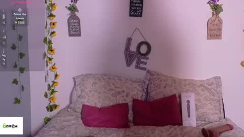 Emily online show from June 26, 11:00 am