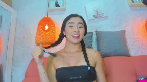 Emily online show from October 25, 12:13 pm