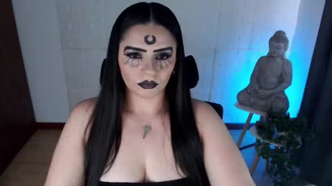 POWERFULL GODDESS EMILI online show from October 28, 8:25 pm