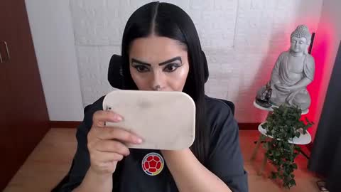 POWERFULL GODDESS EMILI online show from June 23, 8:29 pm