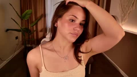 emilia_dream online show from June 8, 6:08 pm
