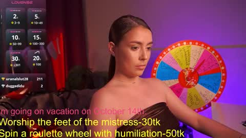 Snapshot of emiliyaroude chatting on October 8, 1:26 pm  Emiliya  online show from October 8, 1:26 pm