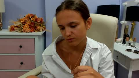 Emilly online show from July 10, 9:43 am