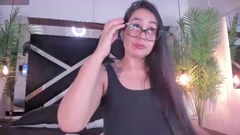 Emily  online show from July 4, 11:06 am