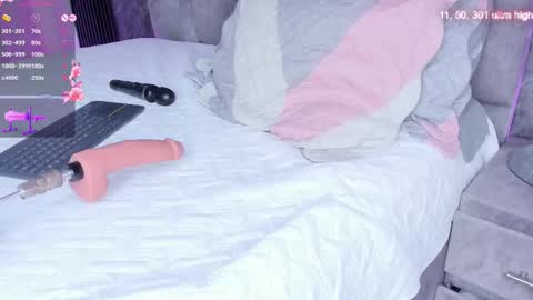 Emily online show from November 29, 12:09 pm