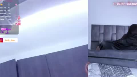 Emily online show from July 6, 11:48 am