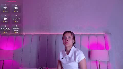 EMILY online show from July 29, 11:32 am