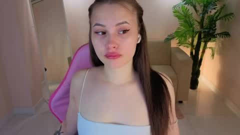 Emily online show from May 3, 1:20 am