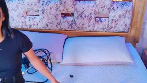 emily_dempsey online show from July 17, 7:06 pm
