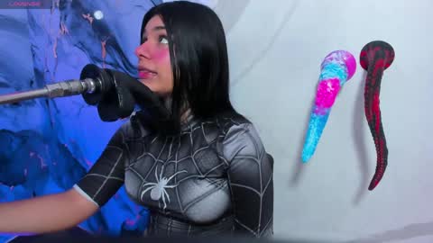 emily_evol online show from April 28, 11:58 am