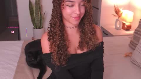 Juliana online show from January 5, 10:46 pm