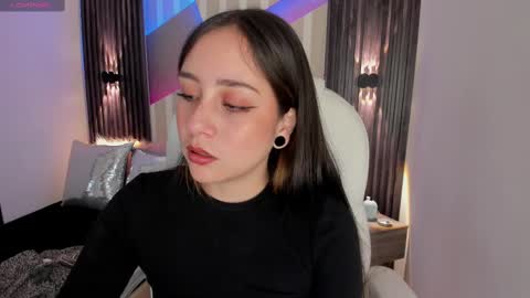 Emily online show from February 11, 2:46 pm