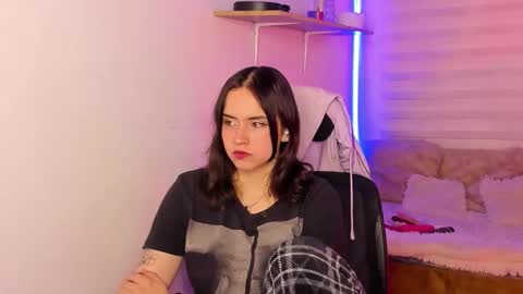 emily_lindey online show from October 23, 3:56 am