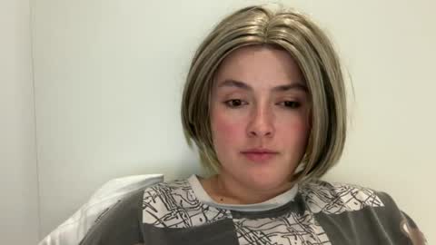 emily_morning_dew online show from June 12, 4:26 pm