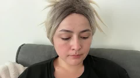 emily_morning_dew online show from September 22, 6:12 am