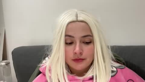 emily_morning_dew online show from November 17, 5:13 pm