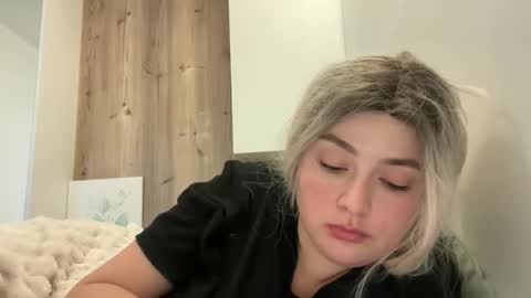 emily_morning_dew online show from October 17, 2:42 pm