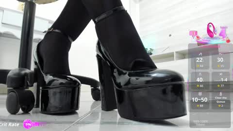 emili online show from October 18, 3:09 am