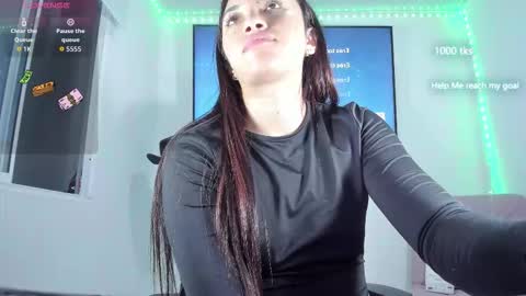 emily_palmeer online show from March 16, 10:08 am