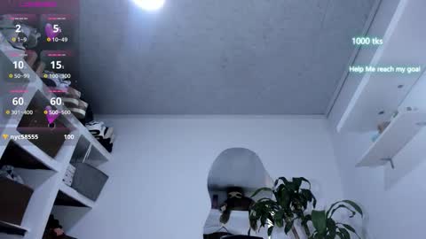 Snapshot of emily_palmeer chatting on October 6, 12:55 pm emily_palmeer online show from October 6, 12:55 pm