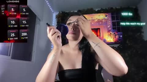 emily_palmeer online show from June 23, 9:51 am