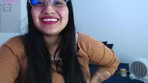 Sofia Gomez online show from March 19, 2:49 am