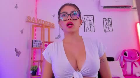Emily online show from June 5, 8:37 pm