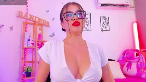 Emily online show from July 9, 10:11 pm